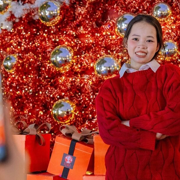 ban-tre-mac-do-dong-giua-troi-30-do