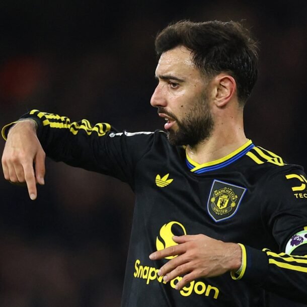 bruno-fernandes-ruc-sang,-man-united-thang-tung-bung-wolves