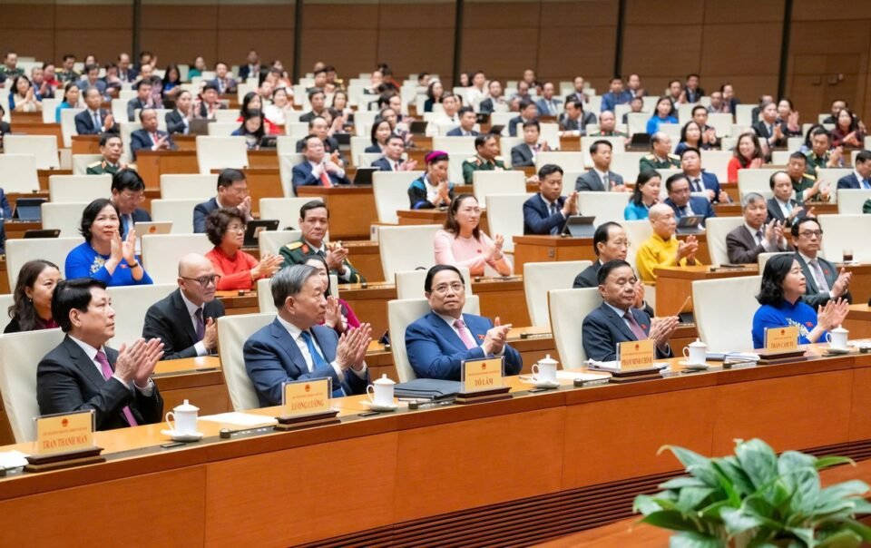 ky-hop-thu-10-quoc-hoi-khoa-xv:-kien-tao-khuon-kho-phap-ly-cho-giai-doan-moi