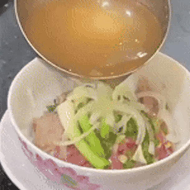 pho-minh-3-nam-lien-duoc-michelin-vinh-danh-va-cau-chuyen-‘no-nuc-don-vang-khap-thi-thanh’