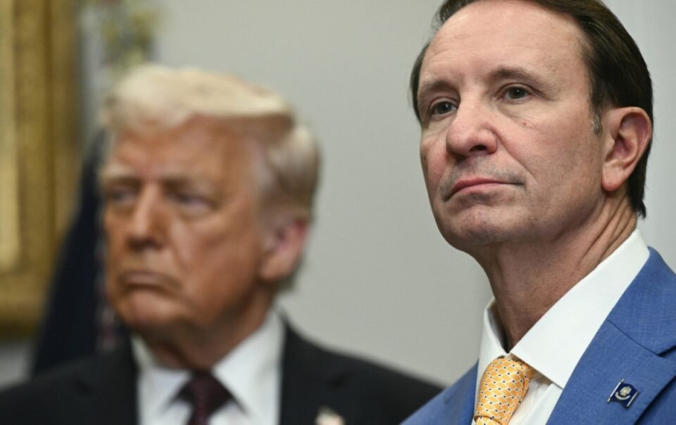 ong-trump-chi-dinh-dac-phai-vien-ve-van-de-greenland