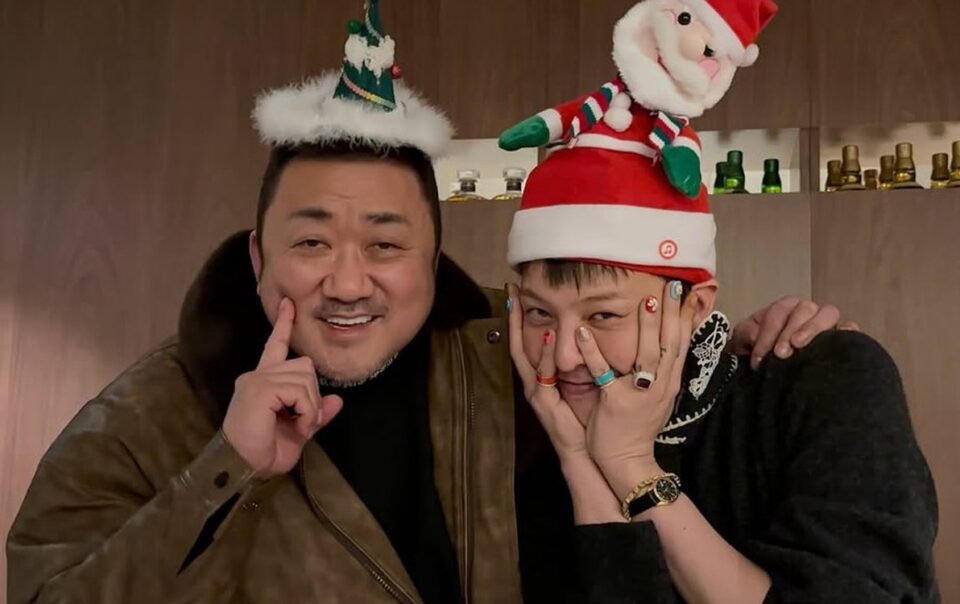 g-dragon-don-giang-sinh-voi-ma-dong-seok,-fan-bao-‘nhin-cu-tuong-ai’