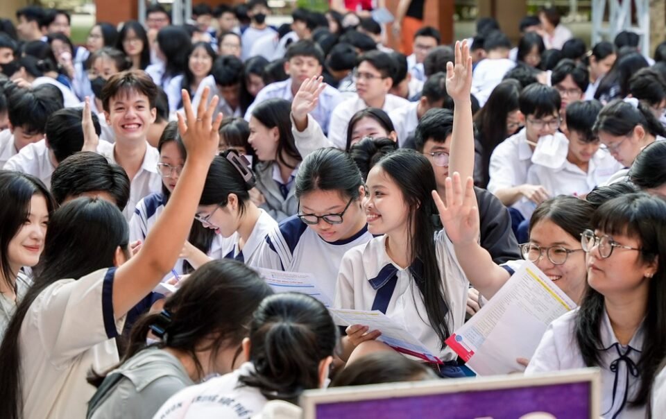 mot-truong-dai-hoc-bo-xet-tuyen-khoi-a,-a1,-c