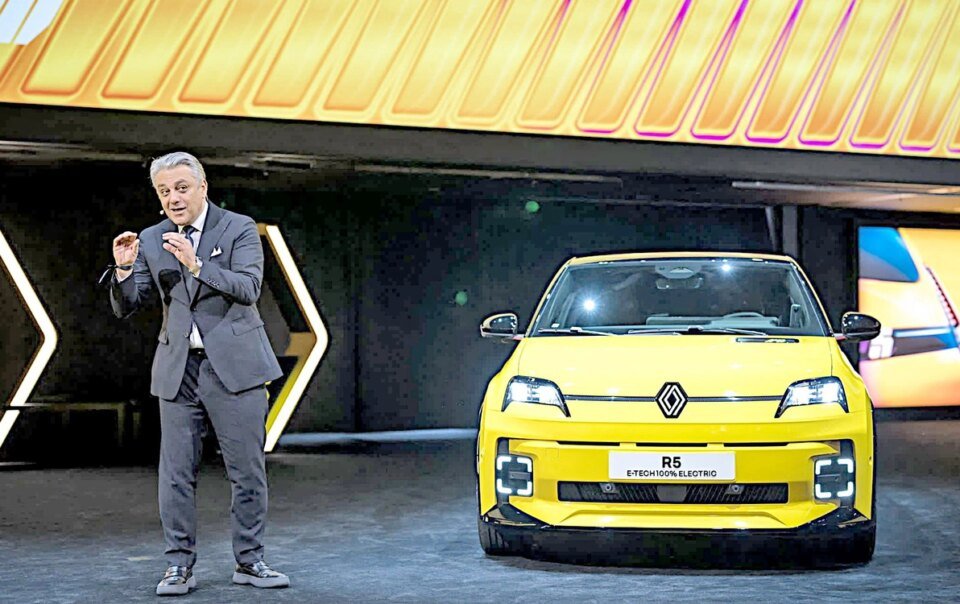 cac-hang-xe-phuong-tay-hoc-toc-do-r&d-trung-quoc