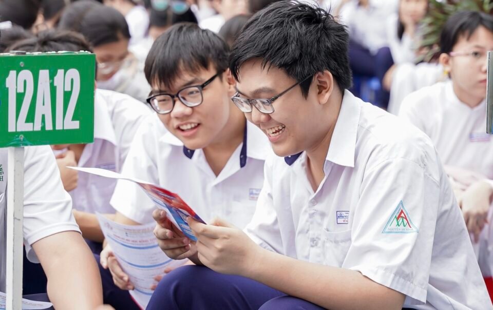 nam-2026,-truong-dai-hoc-luat-tp.hcm-du-kien-khong-xet-tuyen-to-hop-a00,-c00