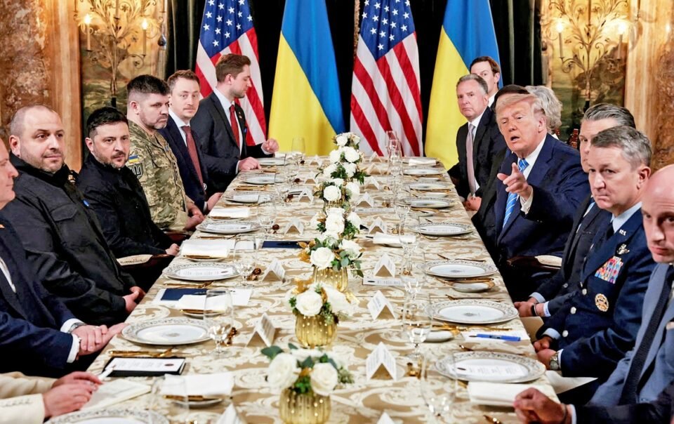 hoa-binh-cho-ukraine:-dang-do-o-mar-a-lago