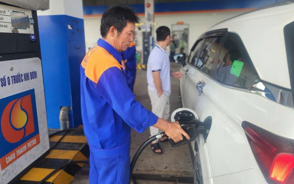 ca-tram-km-cao-toc-chi-co-2-cay-xang-chau-thanh,-dong-nai-buoc-vec-chiu-trach-nhiem-neu-‘dut-gay’