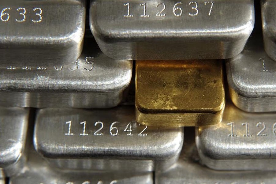 gia-vang-ap-sat-160-trieu-dong,-bac-noi-song,-lo-dien-tai-san-hut-tien-moi