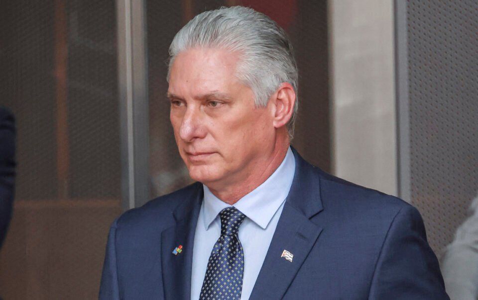 chu-tich-cuba:-khong-ai-duoc-lenh-cho-chung-toi-phai-lam-gi