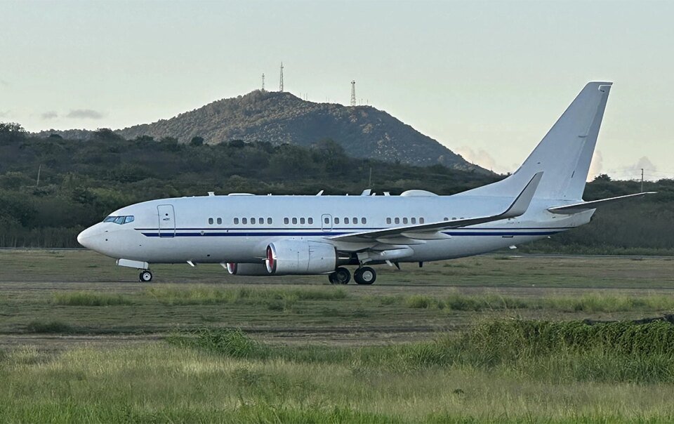 chien-dau-co-my-‘gia-dang-may-bay-dan-su’-tap-kich-xuong-ma-tuy