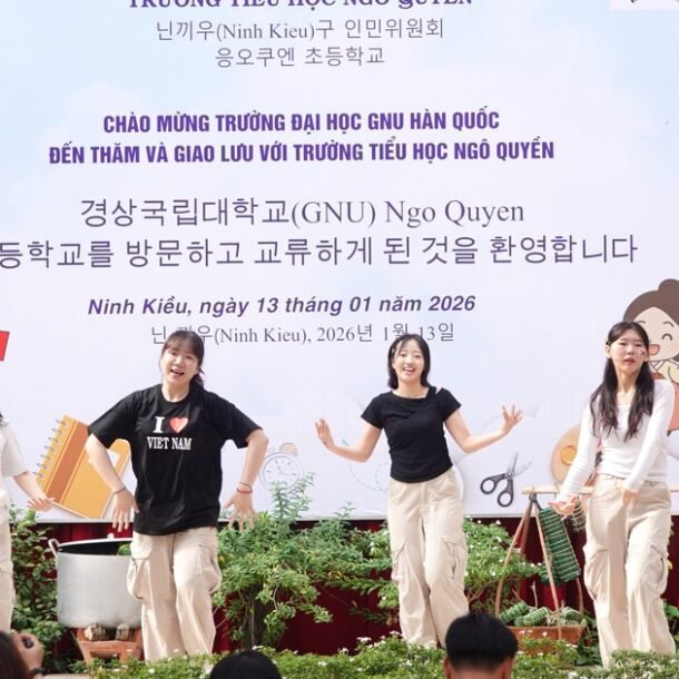 hoc-sinh-can-tho-giao-luu-van-hoa-voi-sinh-vien-han-quoc