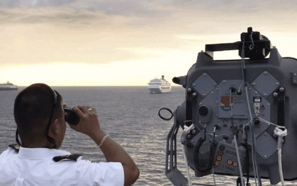 cuop-bien-lai-hoanh-hanh-–-ky-cuoi:-tu-sung-am-thanh-den-ve-tinh-chong-cuop-bien