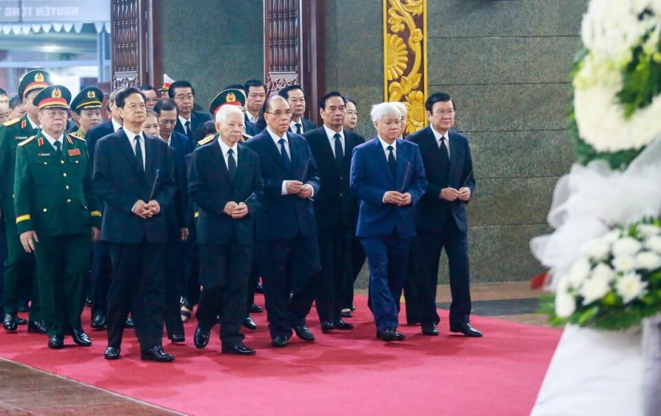 le-vieng-dai-tuong-le-van-dung,-nguyen-chu-nhiem-tong-cuc-chinh-tri-quan-doi-nhan-dan-viet-nam