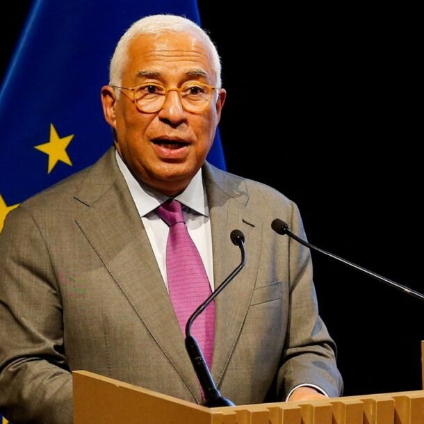 eu-trieu-tap-cuoc-hop-khan-ve-greenland,-tuyen-bo-‘san-sang-tu-ve’