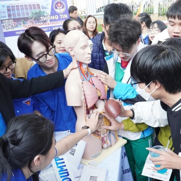 hoc-gi-de-4-–-5-nam-nua-khong-loi-thoi?