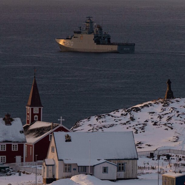 mo-hinh-lien-ket-co-the-giup-my-thao-go-khung-hoang-greenland