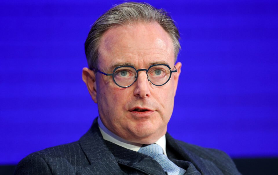 thu-tuong-bi-canh-bao-ong-trump-co-the-bien-chau-au-thanh-‘no-le’