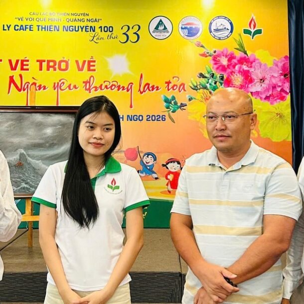 nguoi-quang-ngai-giup-nhau-‘ve-que-minh-an-tet’