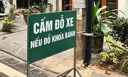 gia-chu-co-quyen-gi-voi-phan-via-he,-mat-duong-truoc-cua-nha?