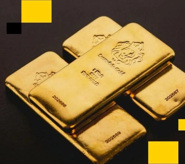 gold-tops-$5,000-as-bitcoin-stalls-near-$87,000-in-widening-macro-crypto-split:-asia-morning-briefing