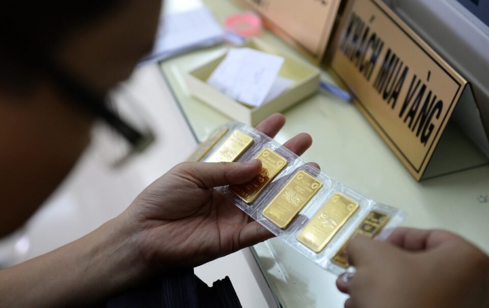 gia-vang-mieng-sjc-len-muc-184,2-trieu-dong/luong