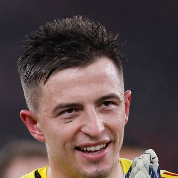 thu-mon-benfica-di-vao-lich-su-sau-ban-thang-khong-tuong-vao-luoi-real-madrid