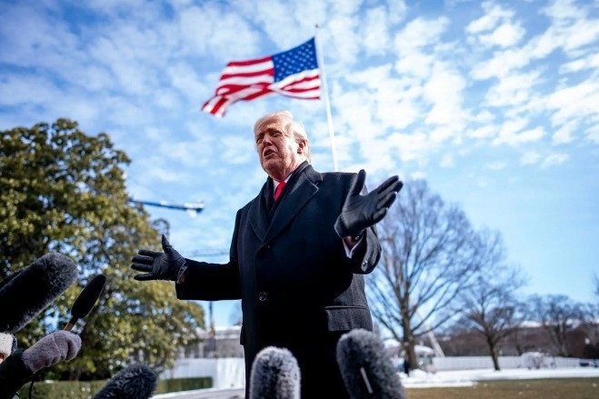 tong-thong-trump-ket-thuc-phong-toa-khong-phan-venezuela