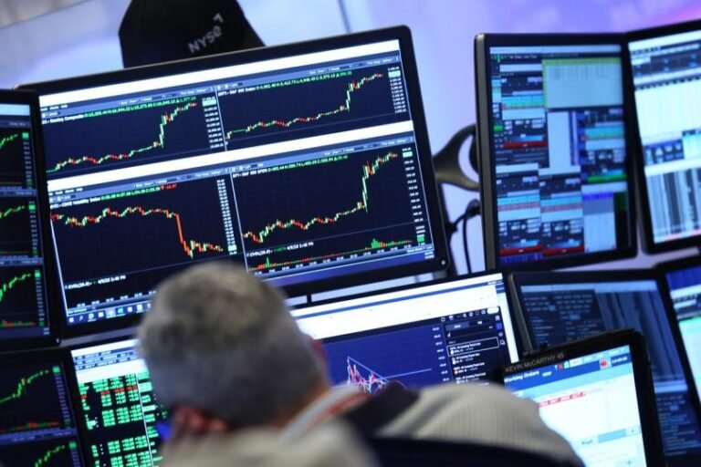 crypto-bear-market-is-nearing-end,-with-$60k-as-key-bitcoin-floor,-compass-point-analysts-say