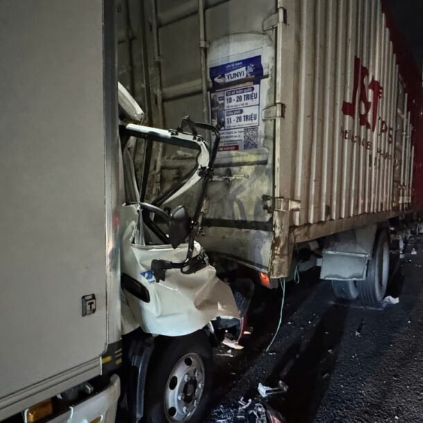 tai-nan-lien-hoan-tren-cao-toc-tp.hcm-–-long-thanh-–-dau-giay,-tai-xe-tu-vong