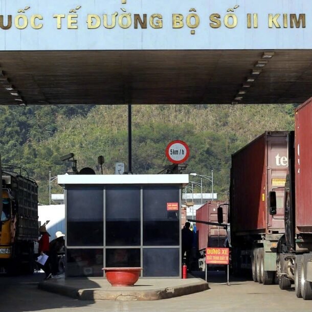 hoan-ap-dung-nghi-dinh-46-ve-an-toan-thuc-pham-den-15-4:-hang-hoa-thong-quan-binh-thuong-tro-lai