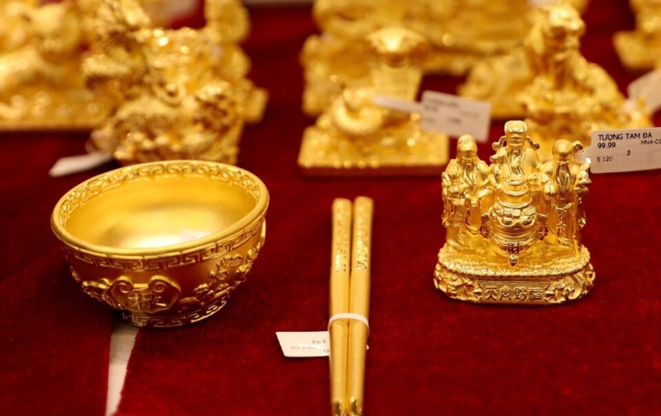 gia-vang-hom-nay-23/2/2026:-vang-nhan-tang-toi-gan-6-trieu-dong/luong