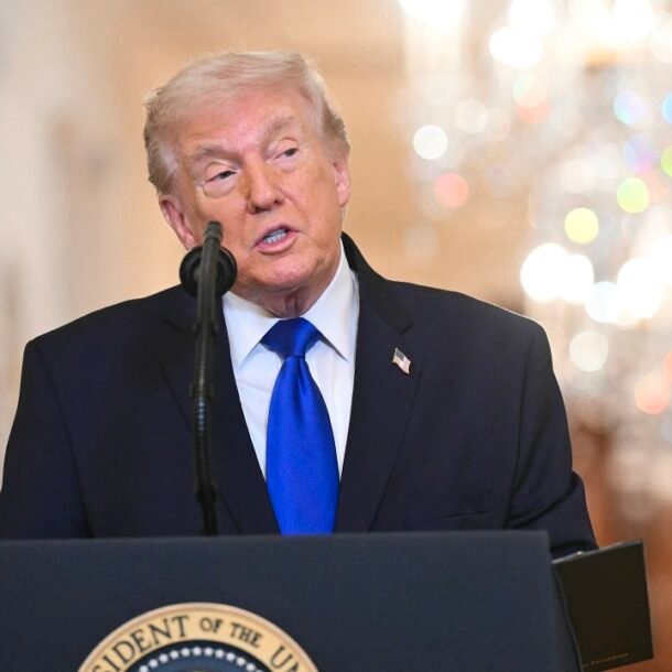 ong-trump-sap-doc-thong-diep-lien-bang-dau-tien-cua-nhiem-ky-hai