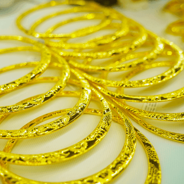 gia-vang-hom-nay-25/2/2026-tang-vot-700-nghin/luong-truoc-ngay-via-than-tai