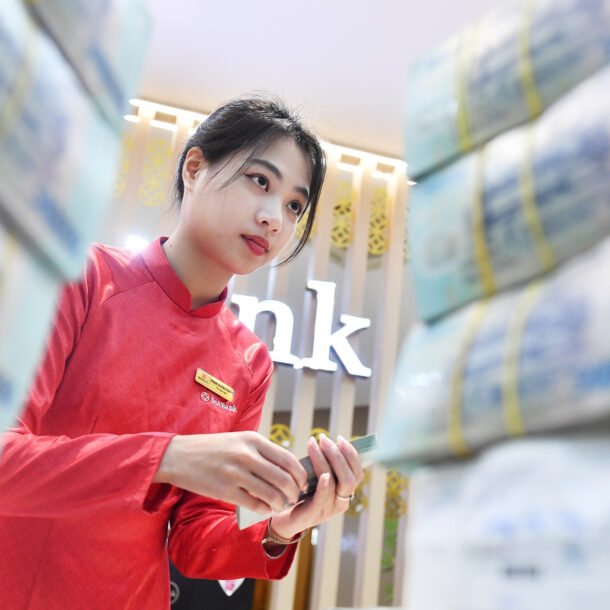 lai-suat-ngan-hang-hom-nay-26/2/2026:-lai-suat-tang-theo-via-than-tai