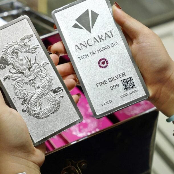 gia-bac-tren-92-trieu-dong,-nhieu-nguoi-tranh-thu-chot-loi