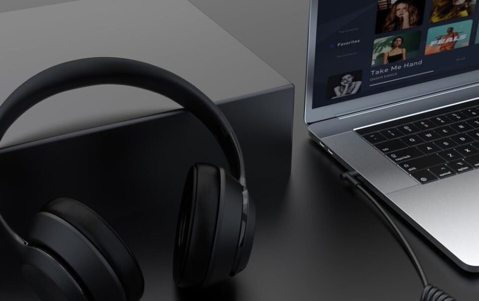 tai-nghe-usb-co-thuc-su-hay-hon-3,5-mm?