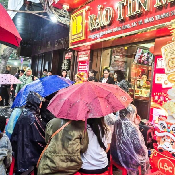 doi-mua-di-mua-vang-ngay-via-than-tai