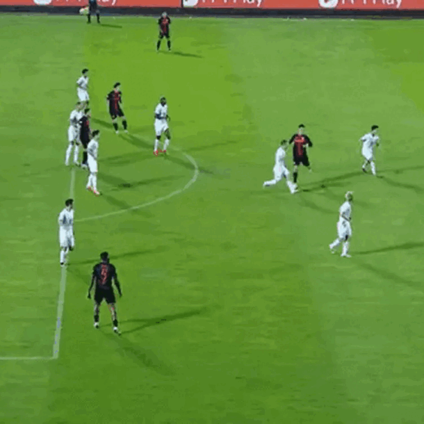 video:-hau-ve-ninh-binh-‘na-dai-bac’-chay-luoi-thep-xanh-nam-dinh