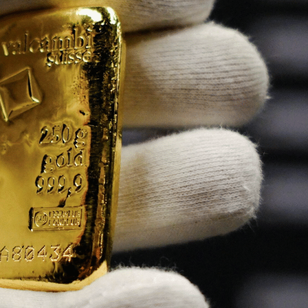 thai-lan-siet-mua-ban-vang-de-kiem-da-tang-dong-baht