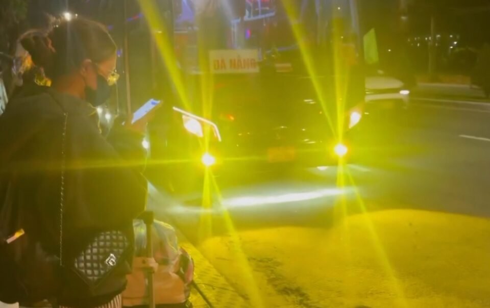 xu-phat-xe-khach-38-cho-‘nhoi’-53-nguoi-tren-quoc-lo-1