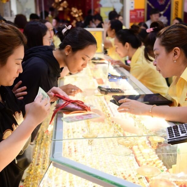 my-da-tan-cong-iran,-gia-vang,-bac-tuan-nay-se-ra-sao?