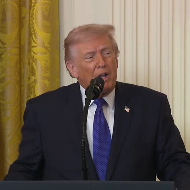 ong-trump-neu-ly-do-nham-vao-iran,-my-chuan-bi-'dot-tan-cong-lon'