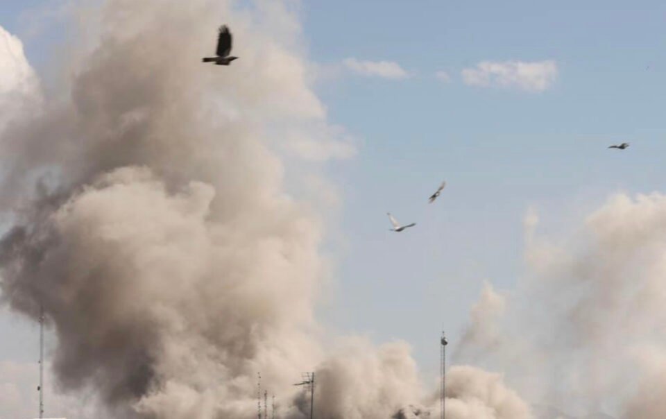 cuoc-song-cua-nguoi-dan-tehran-giua-'lan-bom-dan'