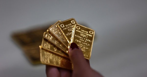 gi&aacute;-v&agrave;ng-h&ocirc;m-nay-43.2026:-v&agrave;ng-sjc-giam-manh,-lo-gan-11-trieu-dong/luong