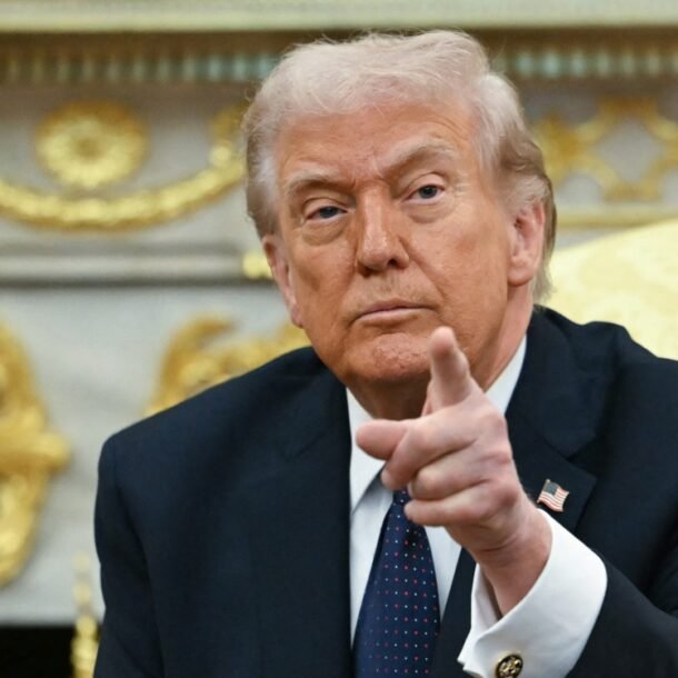 ong-trump:-nhan-vat-ben-trong-iran-co-the-len-nam-quyen-sau-chien-dich-cua-my-va-israel