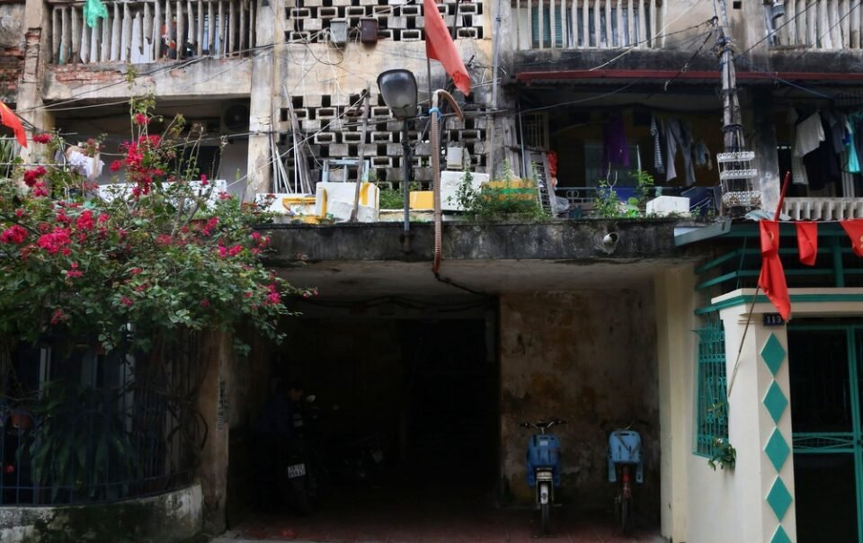 can-canh-khu-tap-the-cu-duoc-ha-noi-du-kien-xay-chung-cu-34-tang