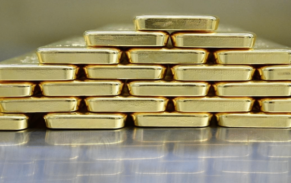 vang-the-gioi-sap-manh,-giam-toi-hon-300-usd/ounce-ve-sat-5.000-usd