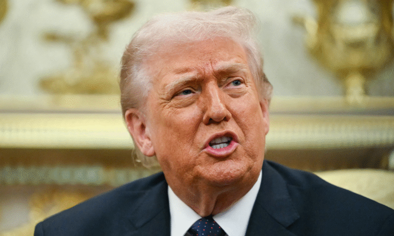 ong-trump-chi-trich-anh,-tay-ban-nha-khong-hop-tac-trong-chien-dich-iran