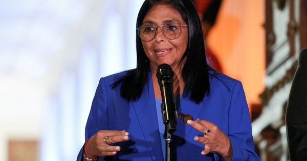 ro-tin-my-chuan-bi-ho-so-truy-to-tong-thong-l&acirc;m-thoi-venezuela