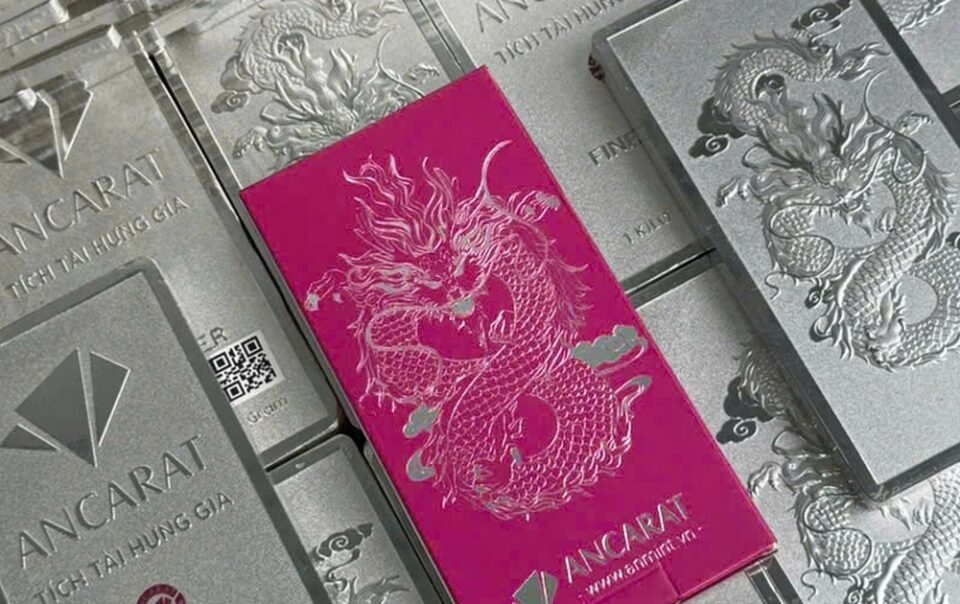 gia-bac-giam-hon-12-trieu-so-voi-ngay-2.3,-chi-con-hon-85-trieu-dong/kg